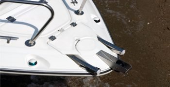 520cc_closed_bow_ladder_l